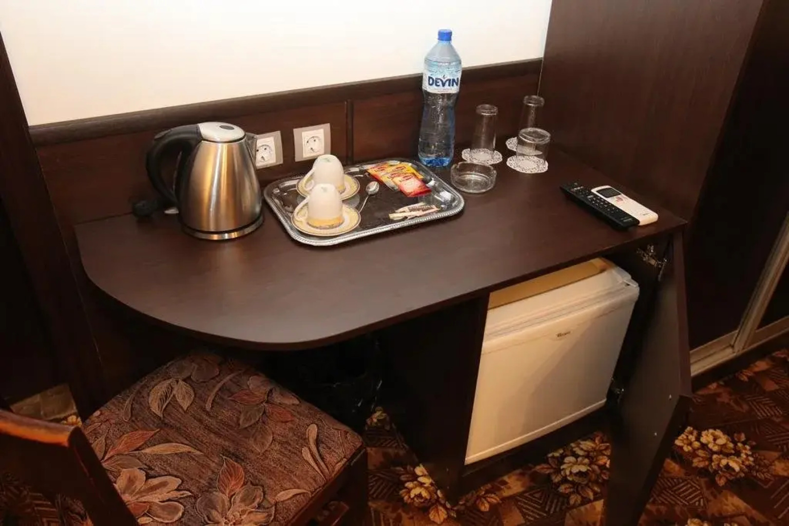 Hotel & Restaurant The House