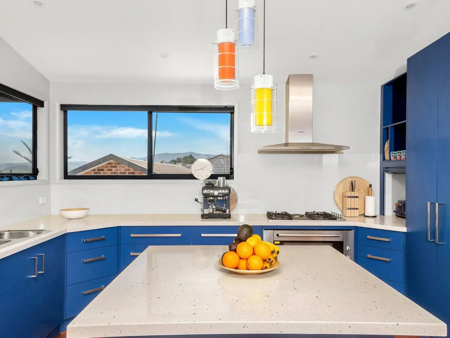 HALCYON Gerroa 4pm Check Out Sundays except Peak season