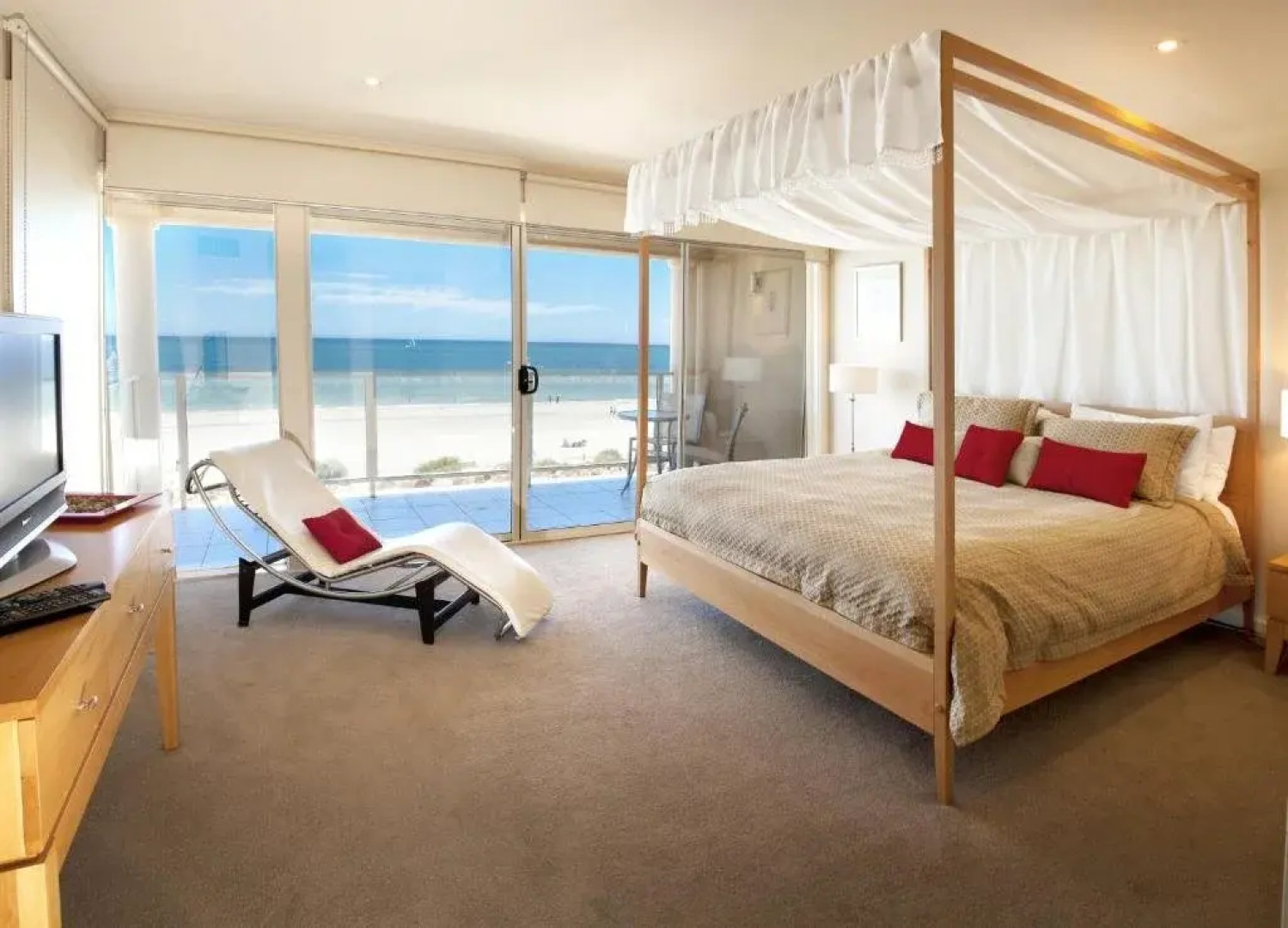 Adelaide Luxury Beach House