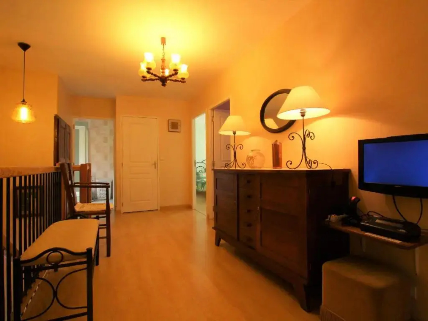 Gîte Chamalières-sur-Loire, 5 pièces, 8 personnes - FR-1-582-1