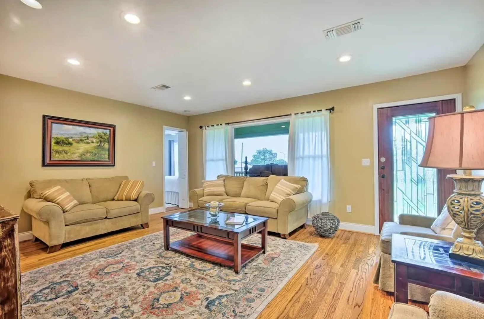 'the Gathering Place' Brenham Home on 6 Acres