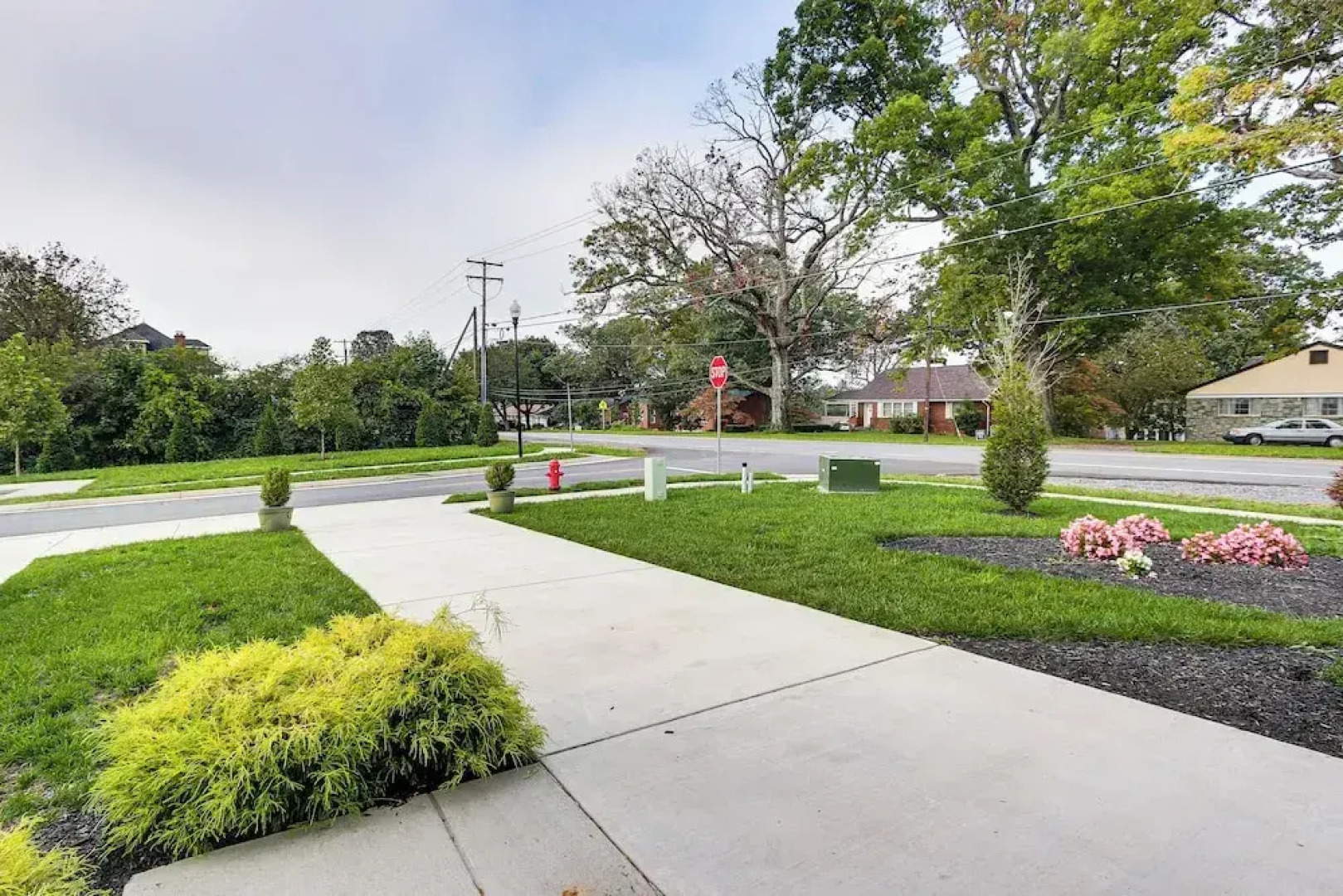 2 Mi to Hollywood Casino: Charles Town Townhome!