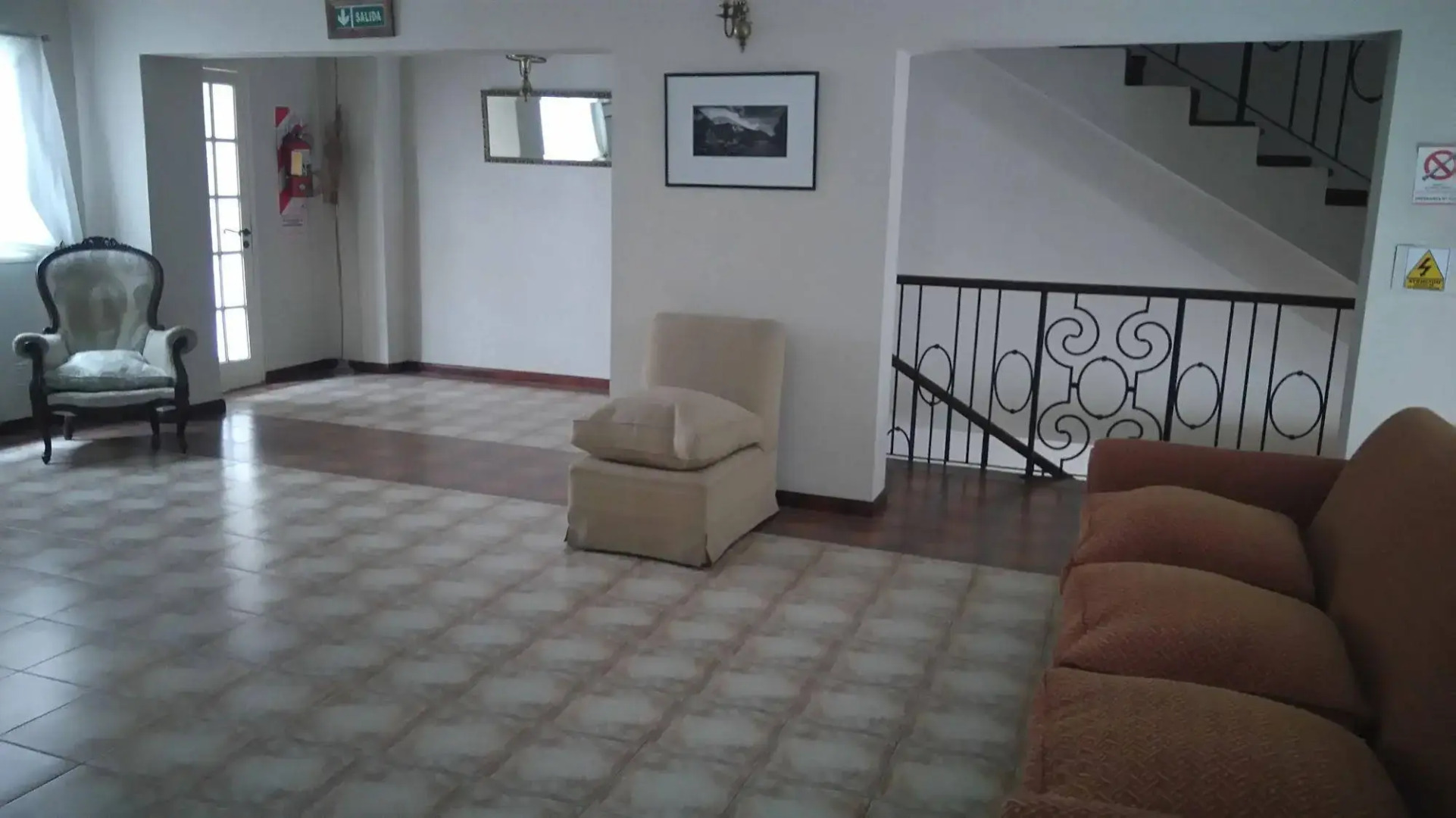 Plaza De Las Aljabas