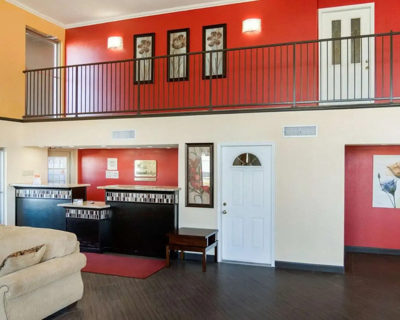 Econo Lodge Russellville I-40