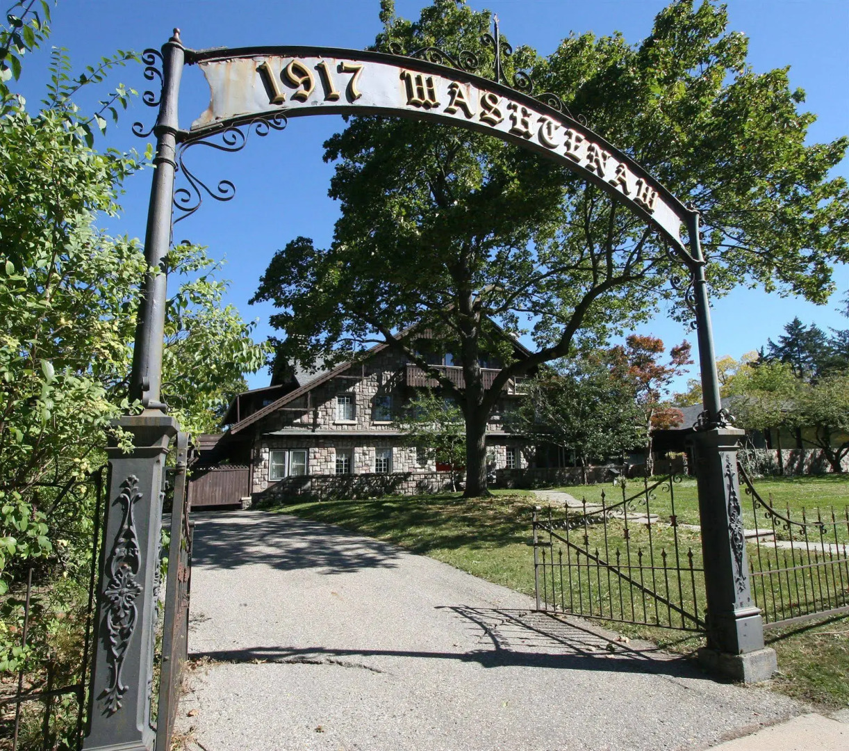 Stone Chalet B&B Inn and Event Center