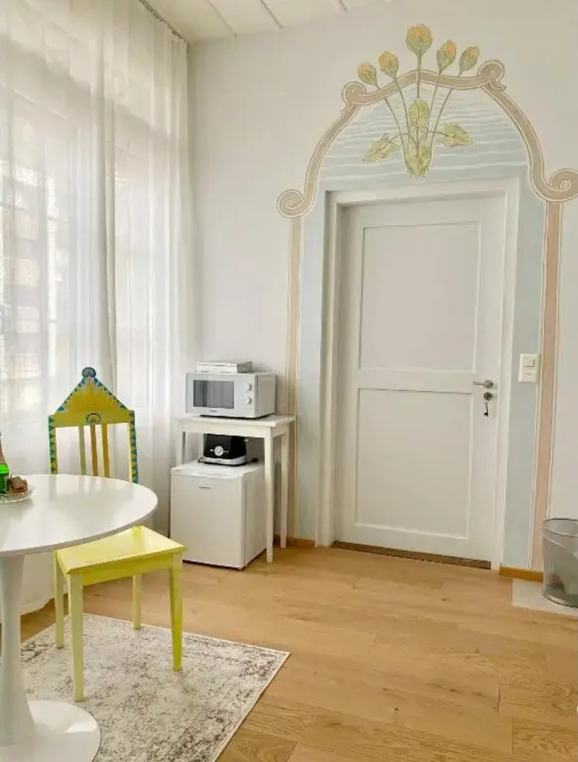 Lovely studio in a villa from 18th century