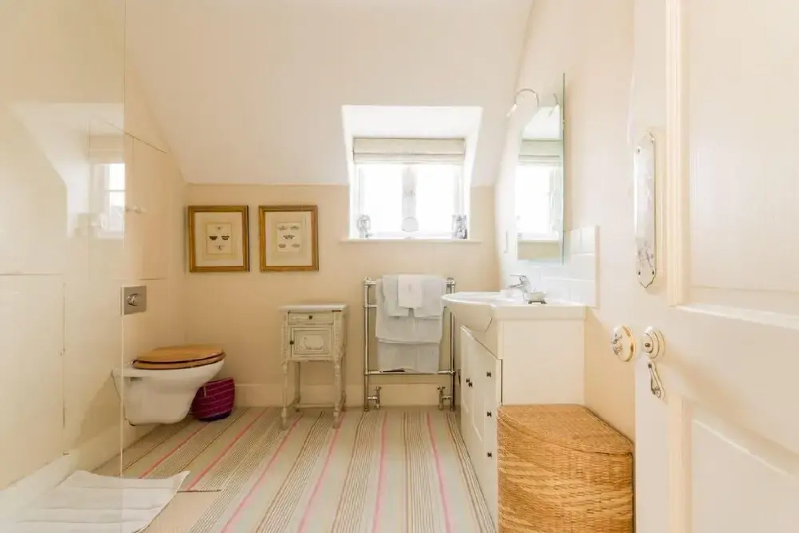 Quintessential Four Bedroom House in the Heart of