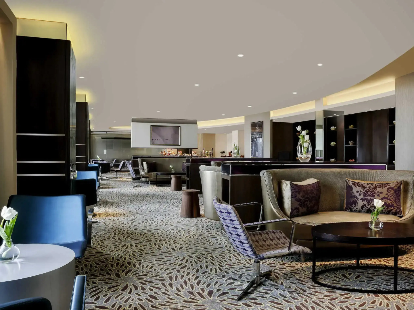 Pullman New Delhi Aerocity Hotel