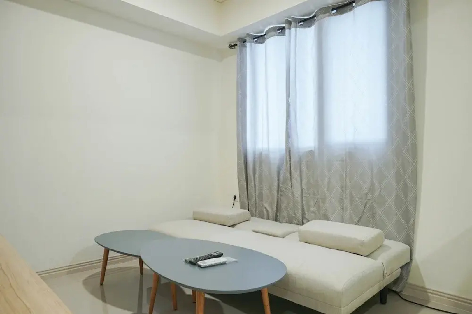 Comfy and Modern 2BR at Meikarta Apartment