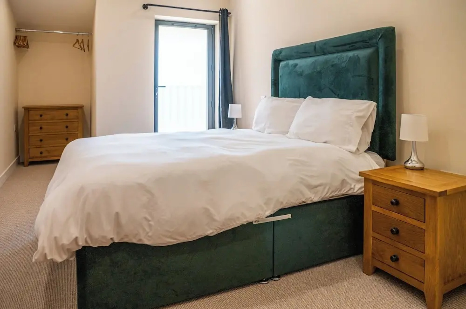 Bears Court North Barn 7