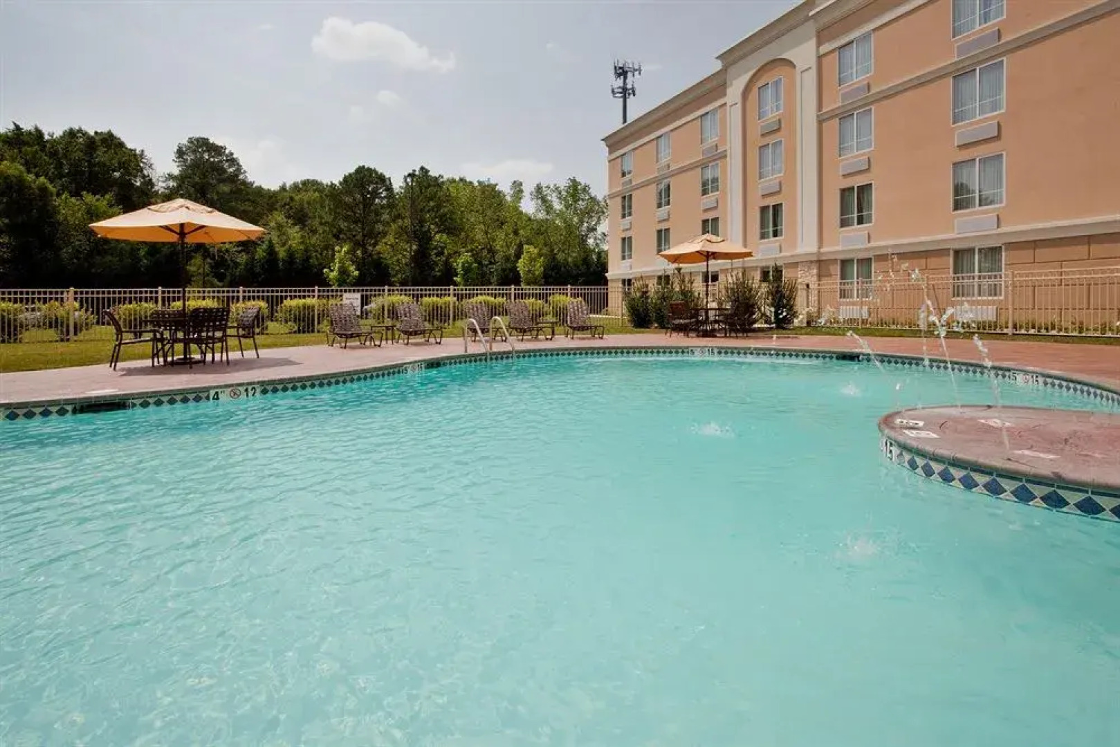 Best Western Premier Richmond City Gateway