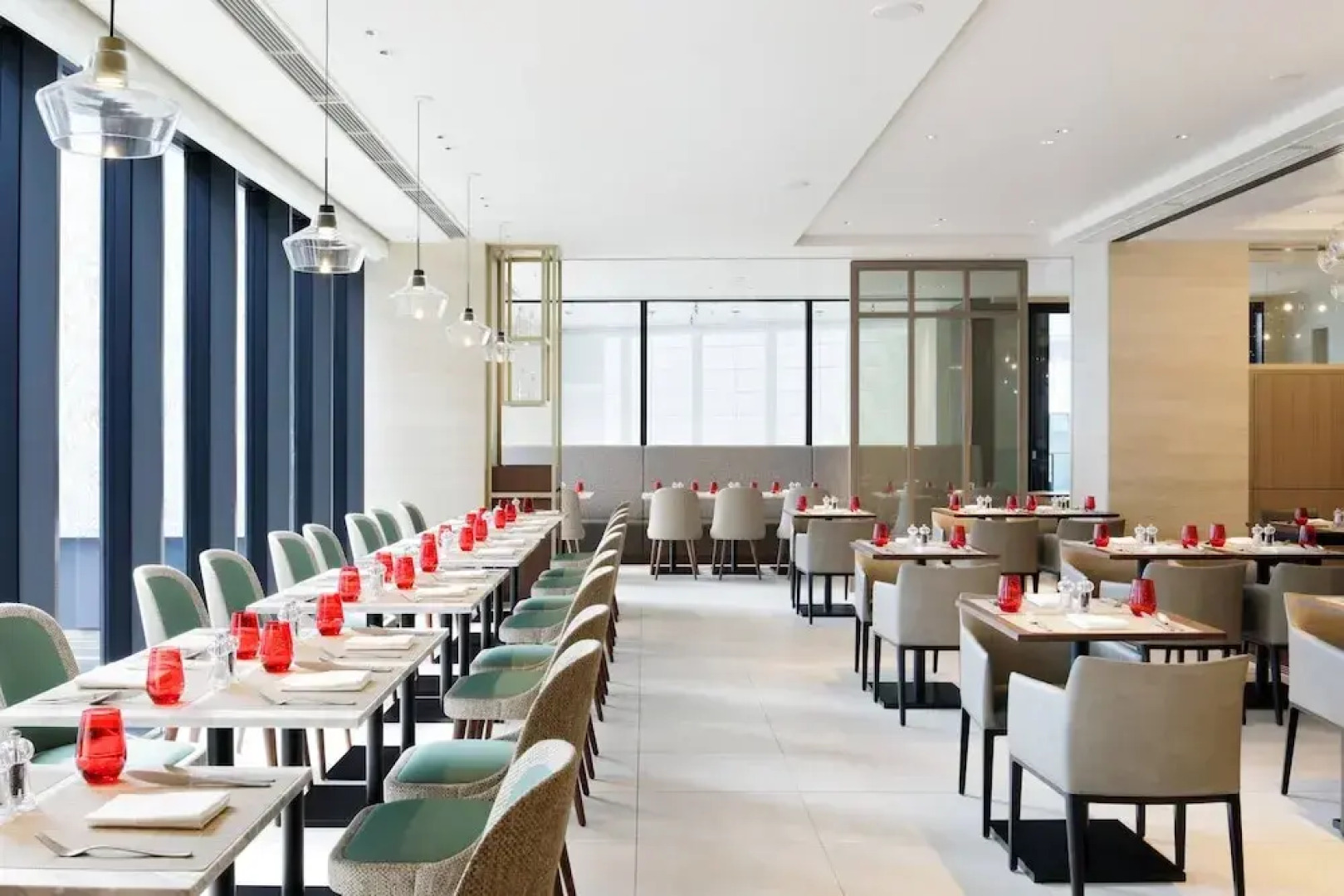 Отель Courtyard Osaka Honmachi by Marriott