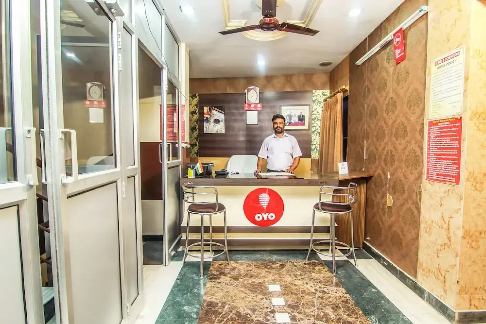 OYO 9307 Home Stay Hotel Nirmal Palace