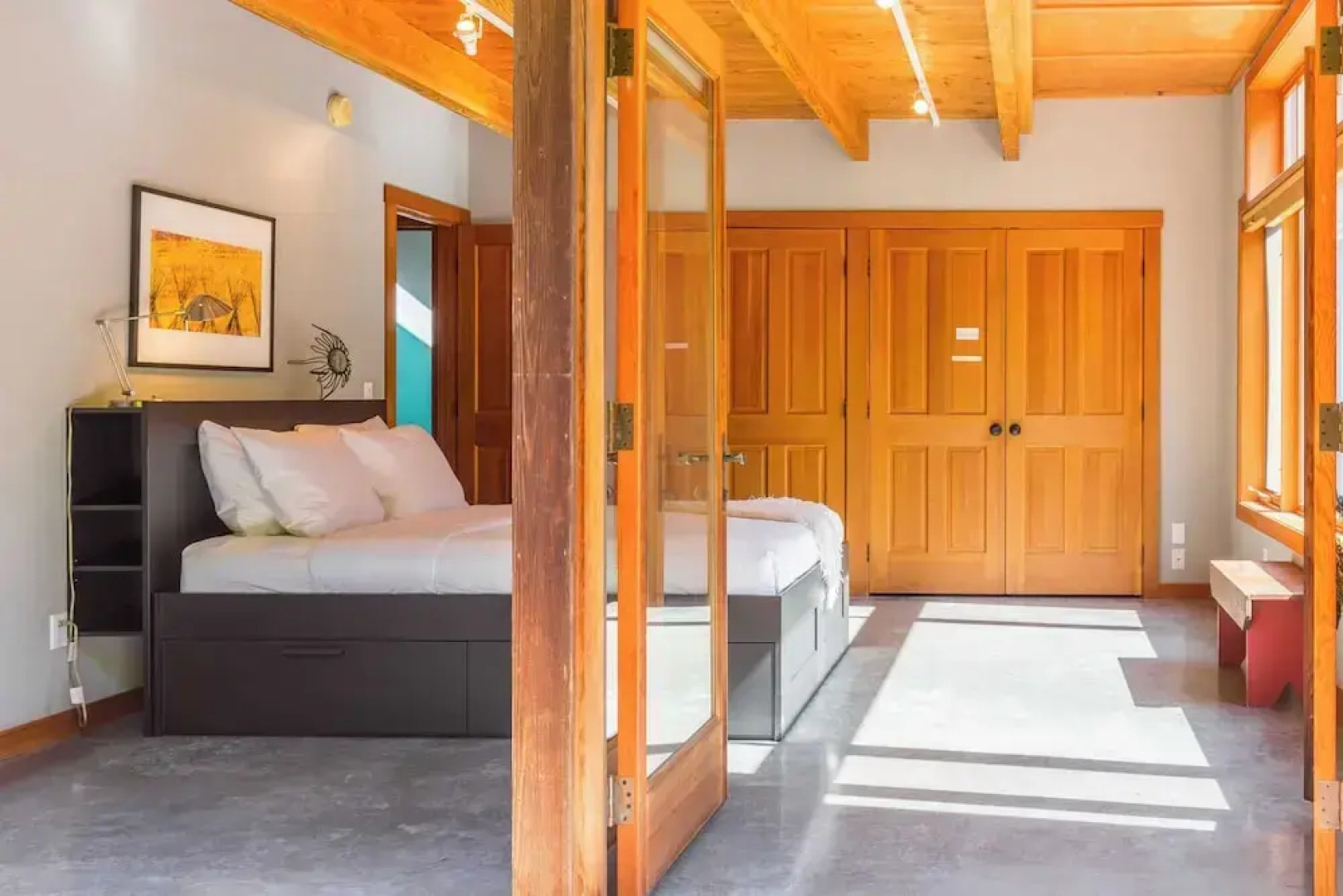 Rhythm Waters by Avantstay Garden Paradise, Pond