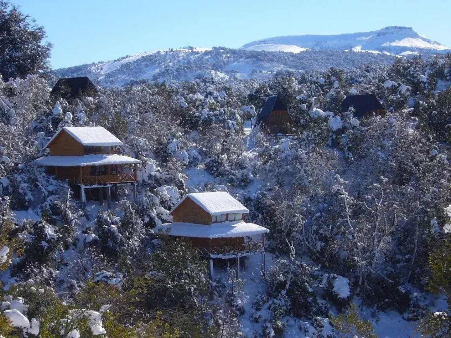 Caren - Cabanas & Suites