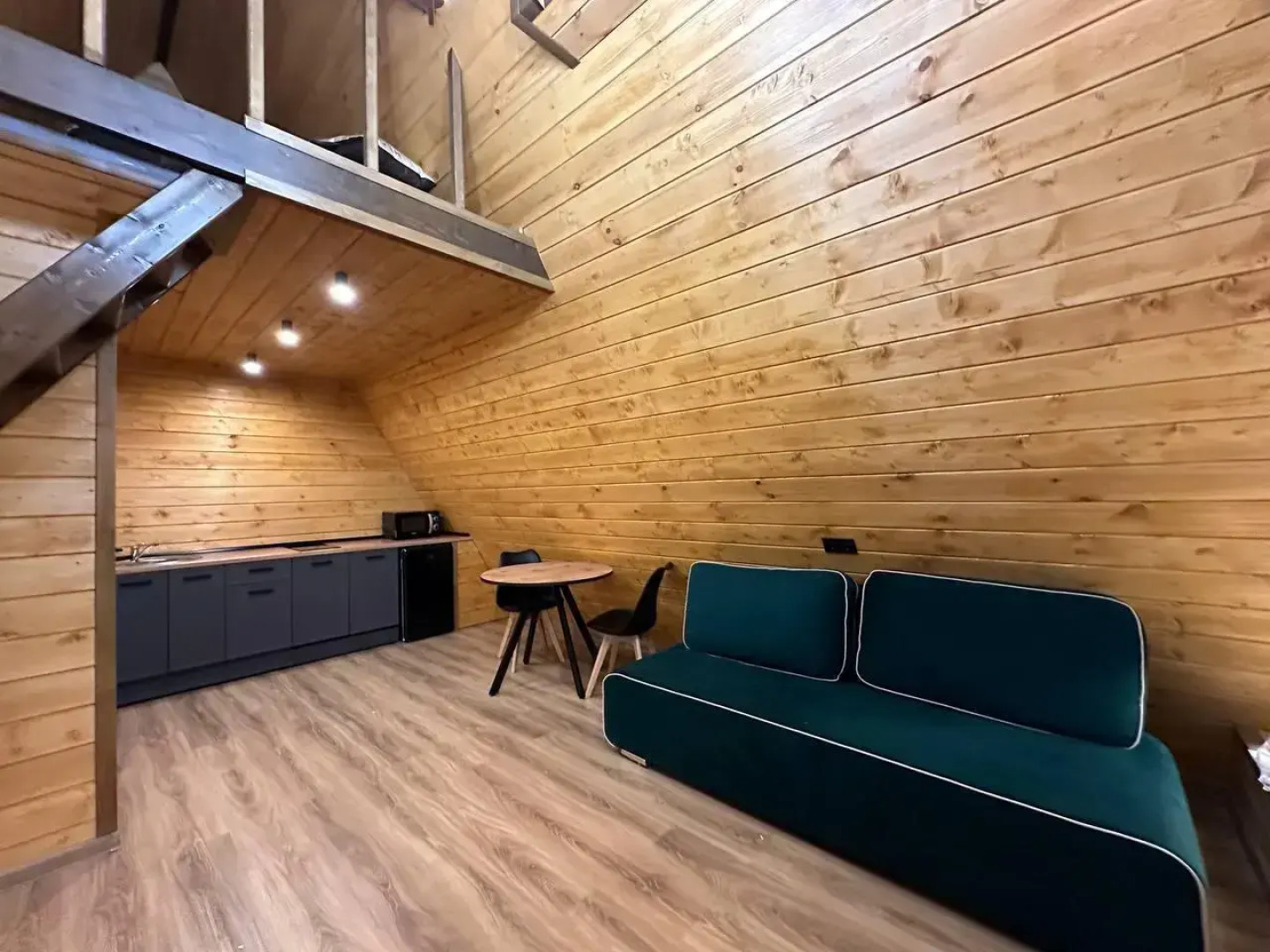 LakeGlamp (ЛэйкГлэмп)