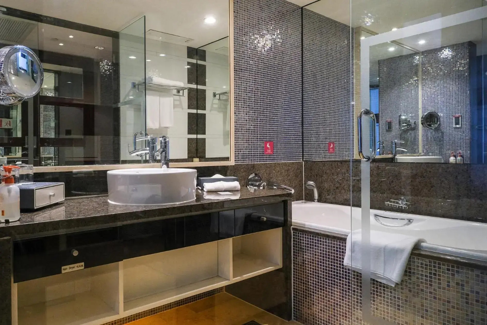 Crowne Plaza Wuxi City Center by IHG