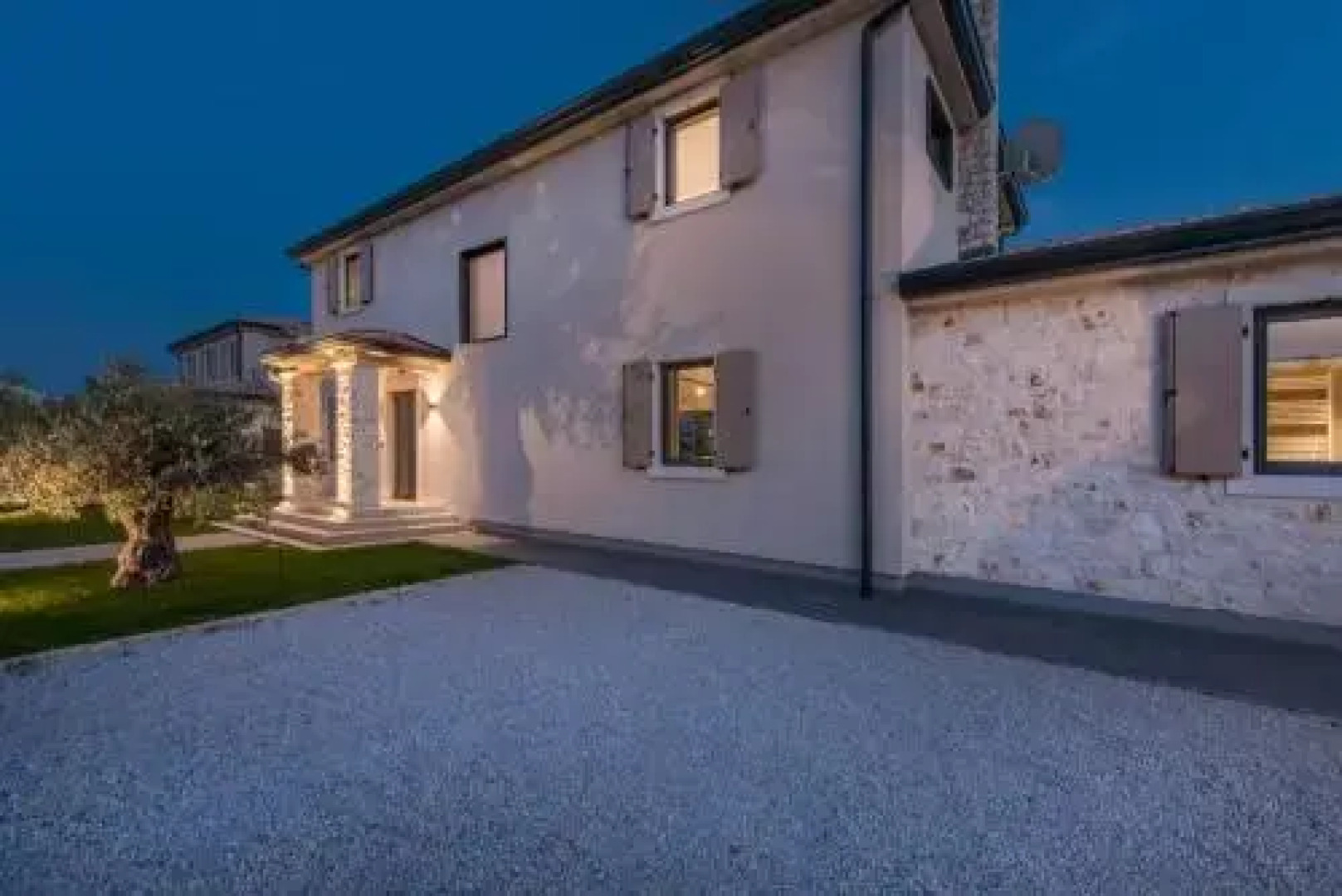 Exclusive Living Villas