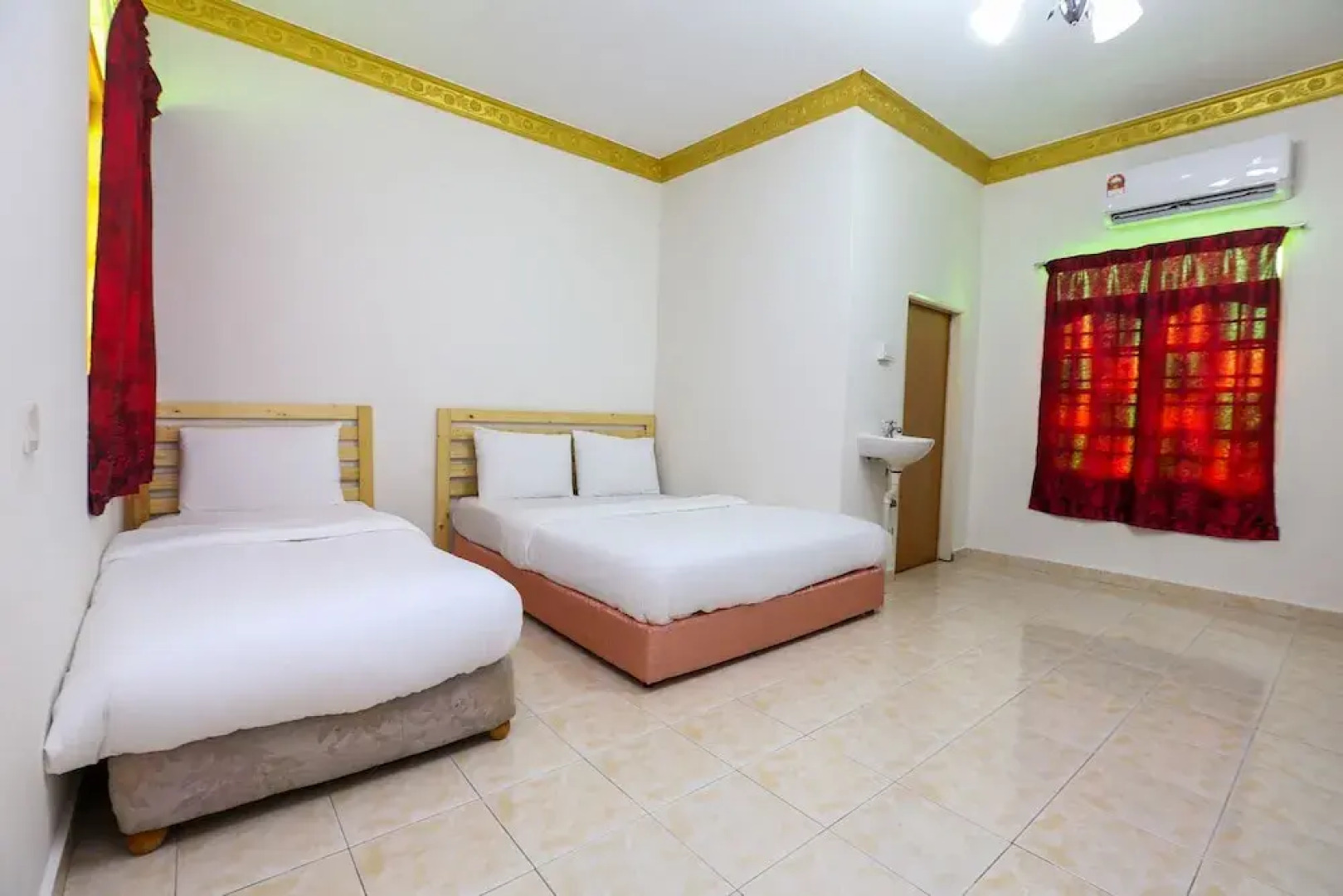 OYO 89887 Chalet Yunie