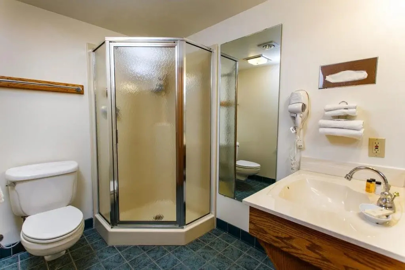 Ephraim Shores Resort