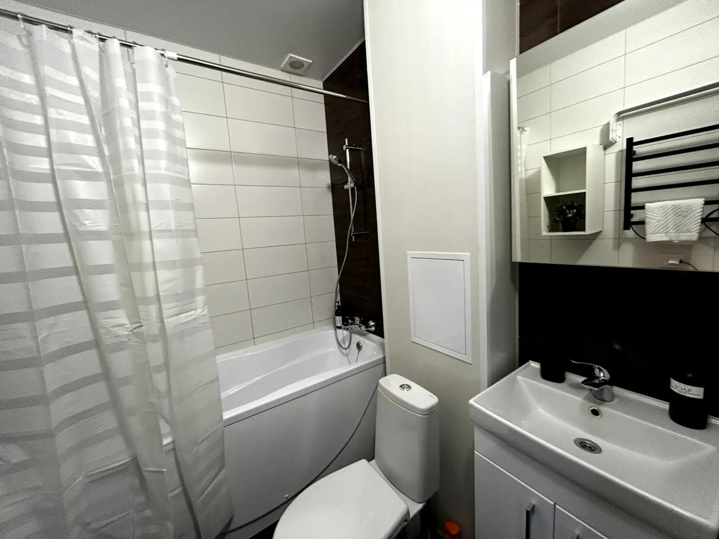 Апартаменты на аллее Тулонская 12