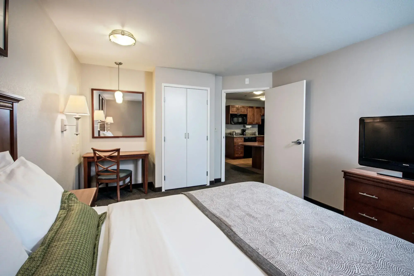 Candlewood Suites Perrysburg by IHG