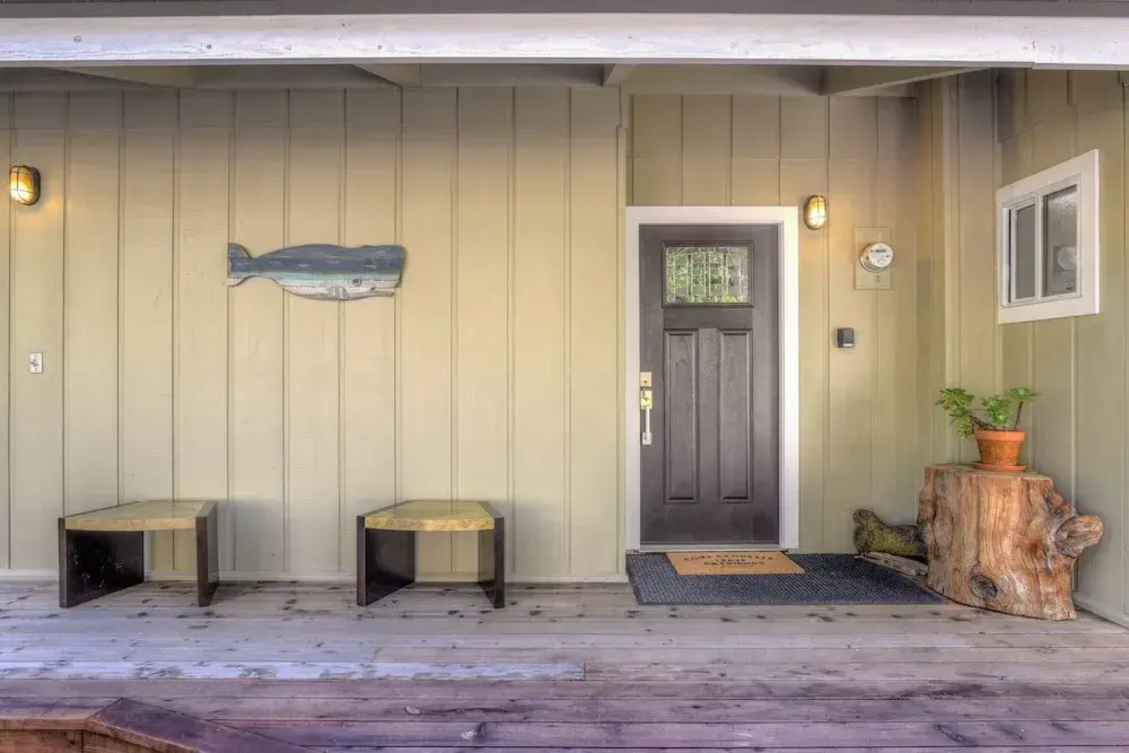 Searenity by the Sea