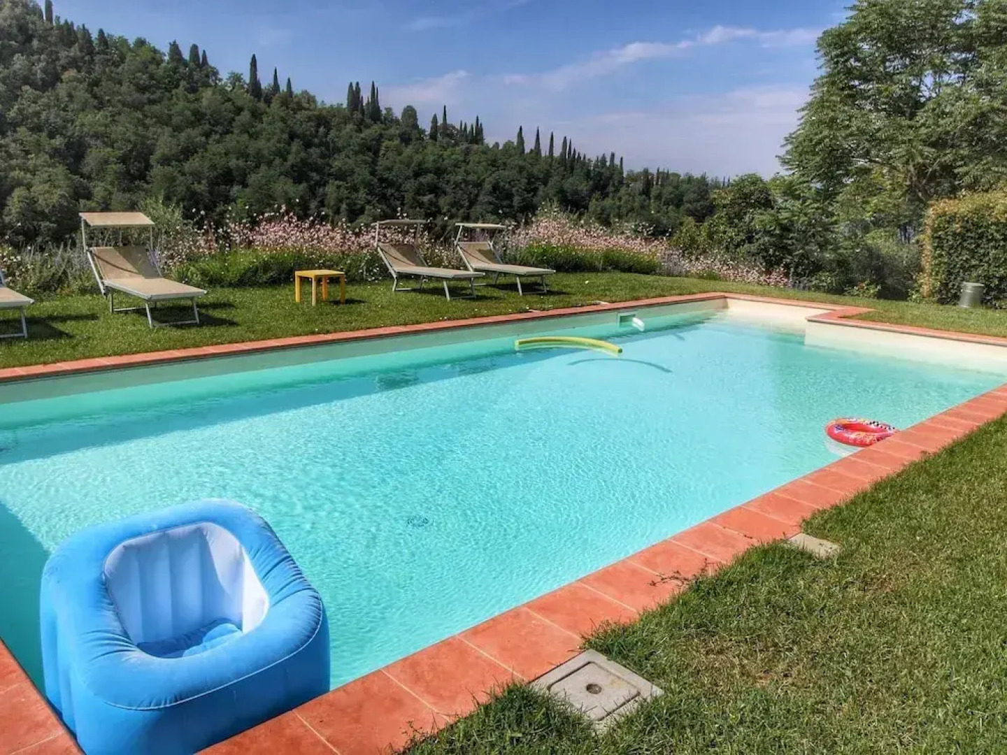 Villa in Tuscany With Pool Near Beach
