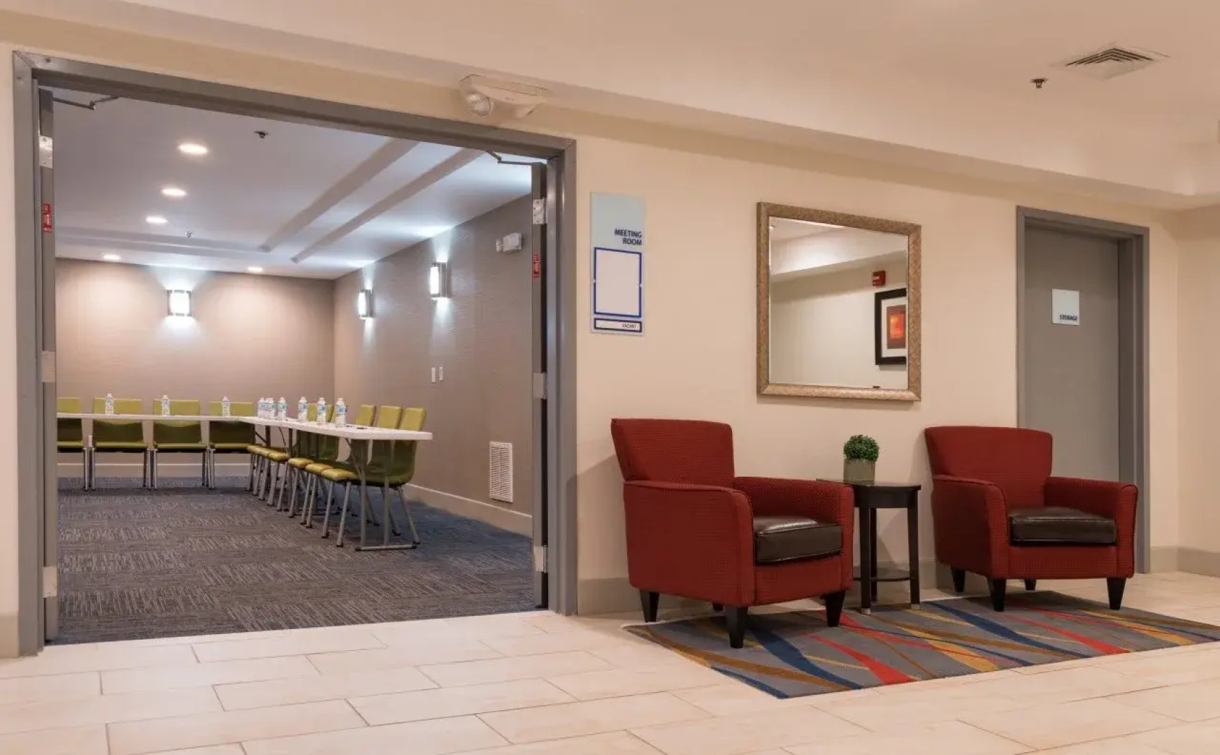 Holiday Inn Express Hartford – Newington, by IHG