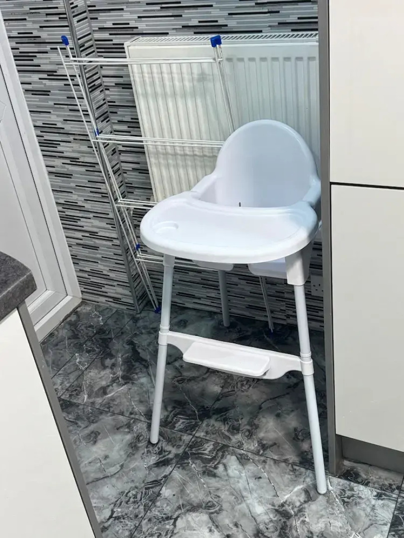 Cozy 4-bed Room Apartments in Birmingham