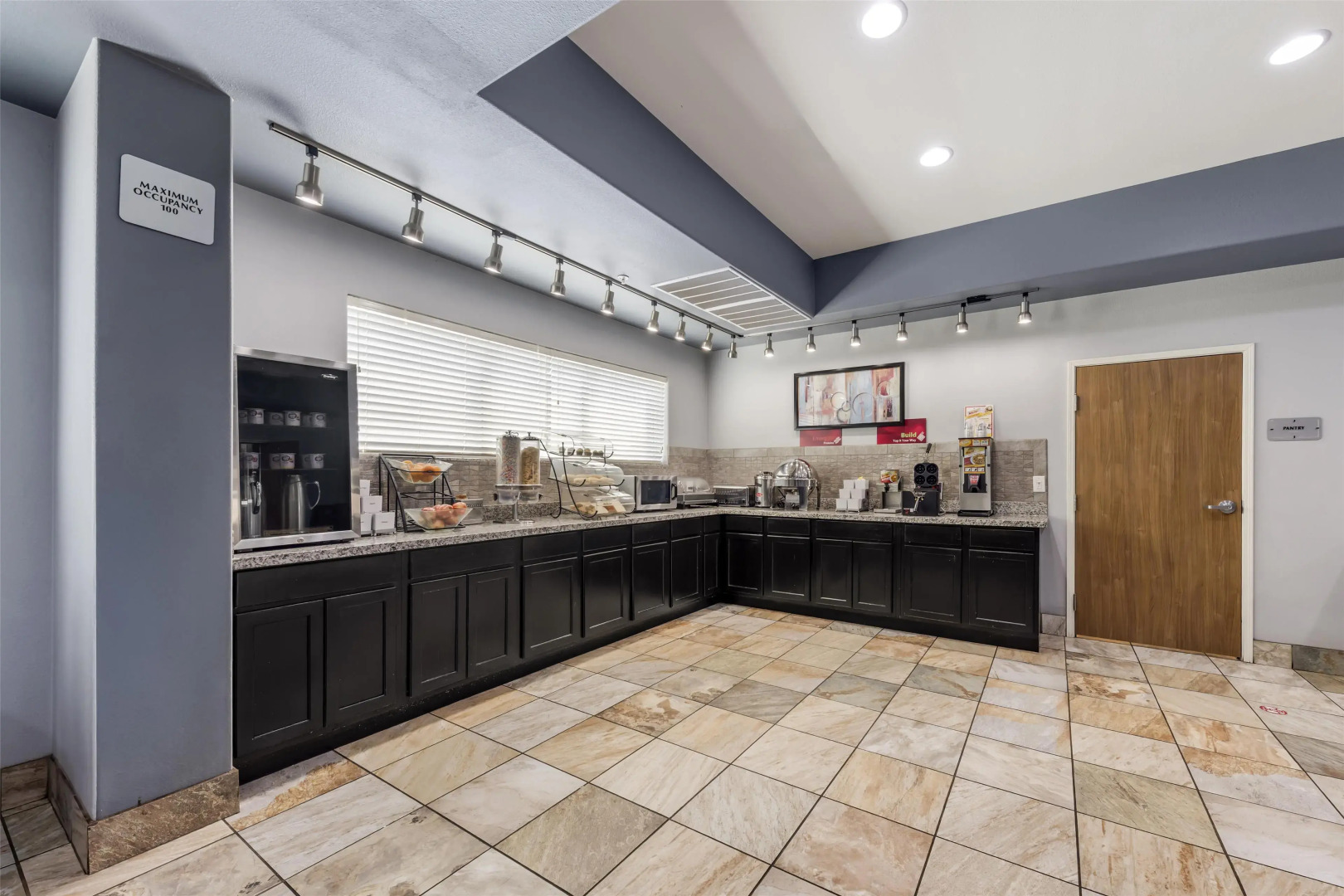 Best Western Plus Sand Bass Inn & Suites