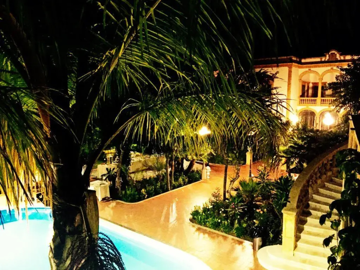 Villa Marrone Luxury Residences