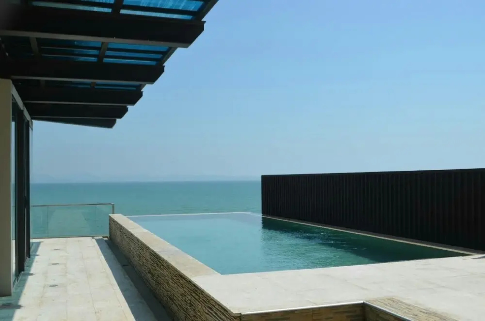 Tananza Pool Villa Siray Phuket