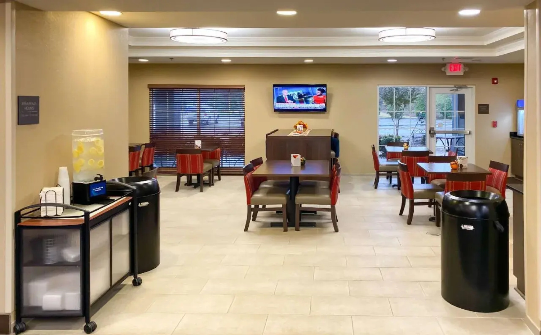 Comfort Suites Clarksville near Governors Square Mall