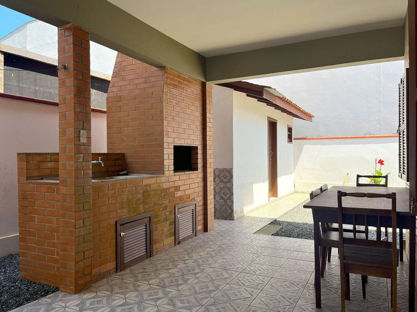 Itajuba - 50m do mar