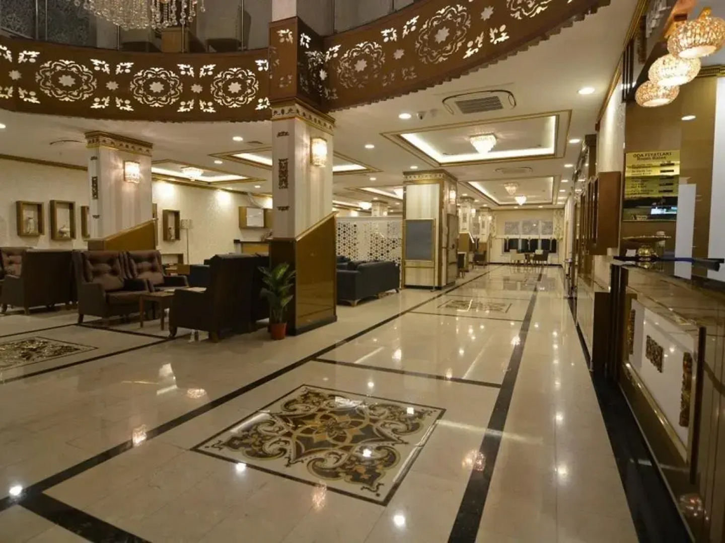 Tasar Royal Hotel