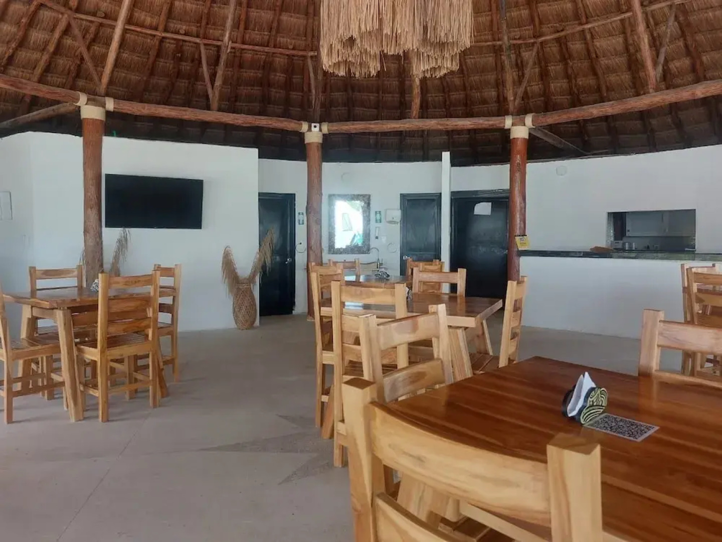 Aqua Breeze Glamping