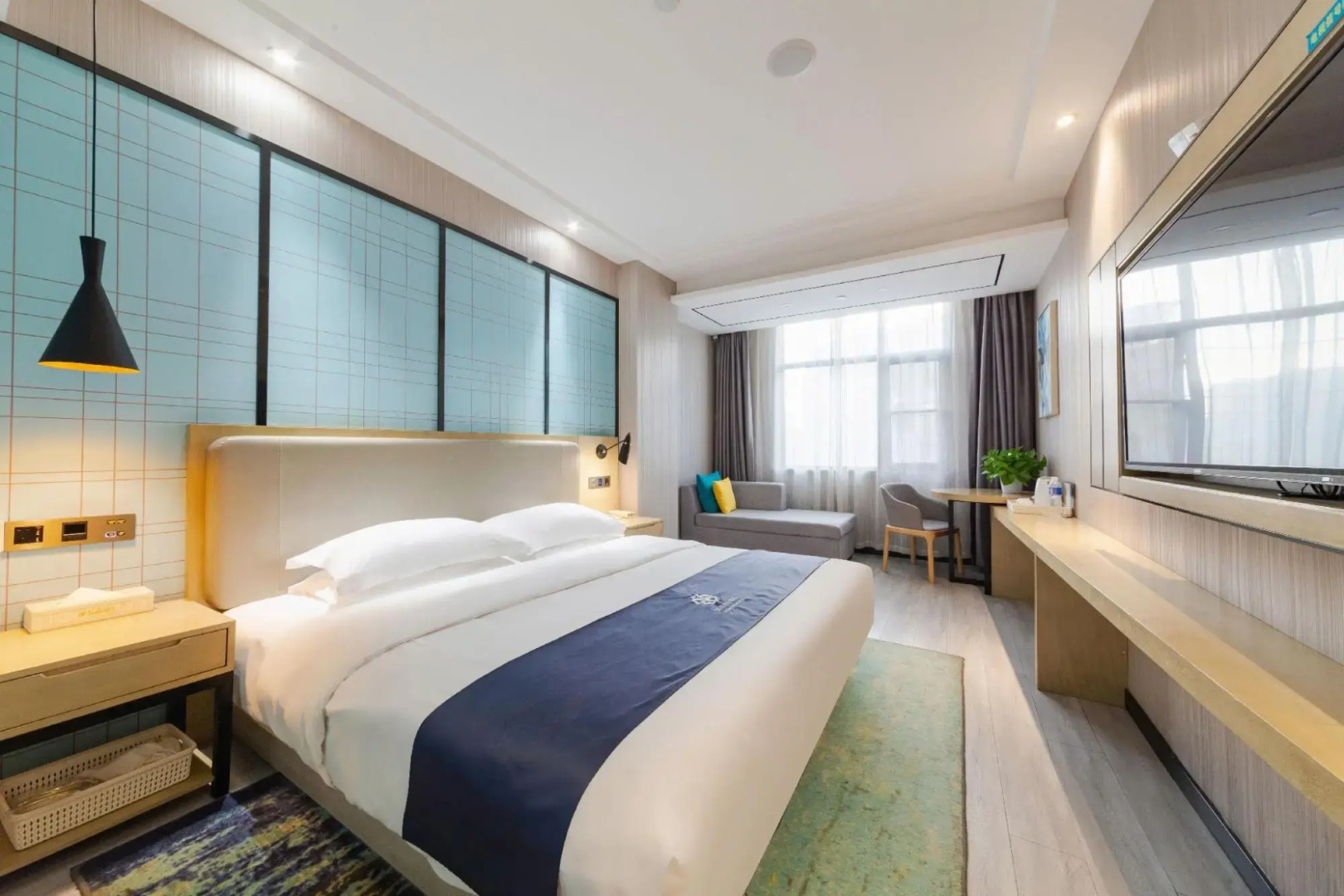 Juduo Tianwaitian Boutique Hotel (Baota Park Branch)