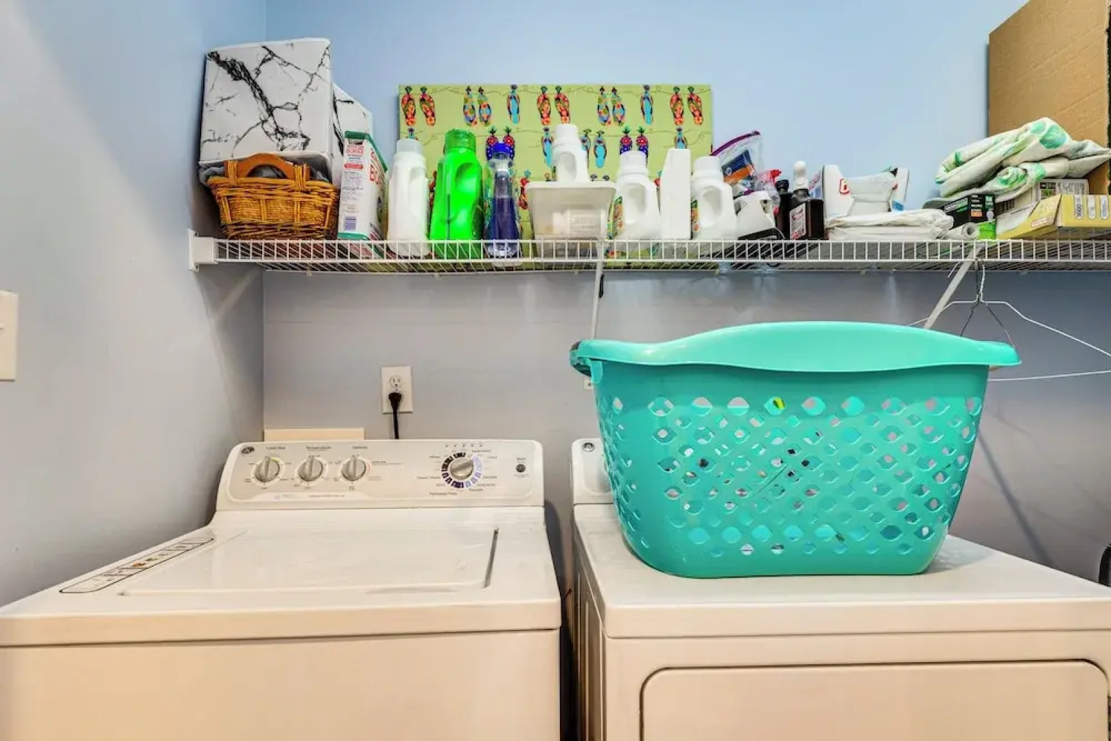 Steps to Beach: Emerald Isle Home w/ Deck!