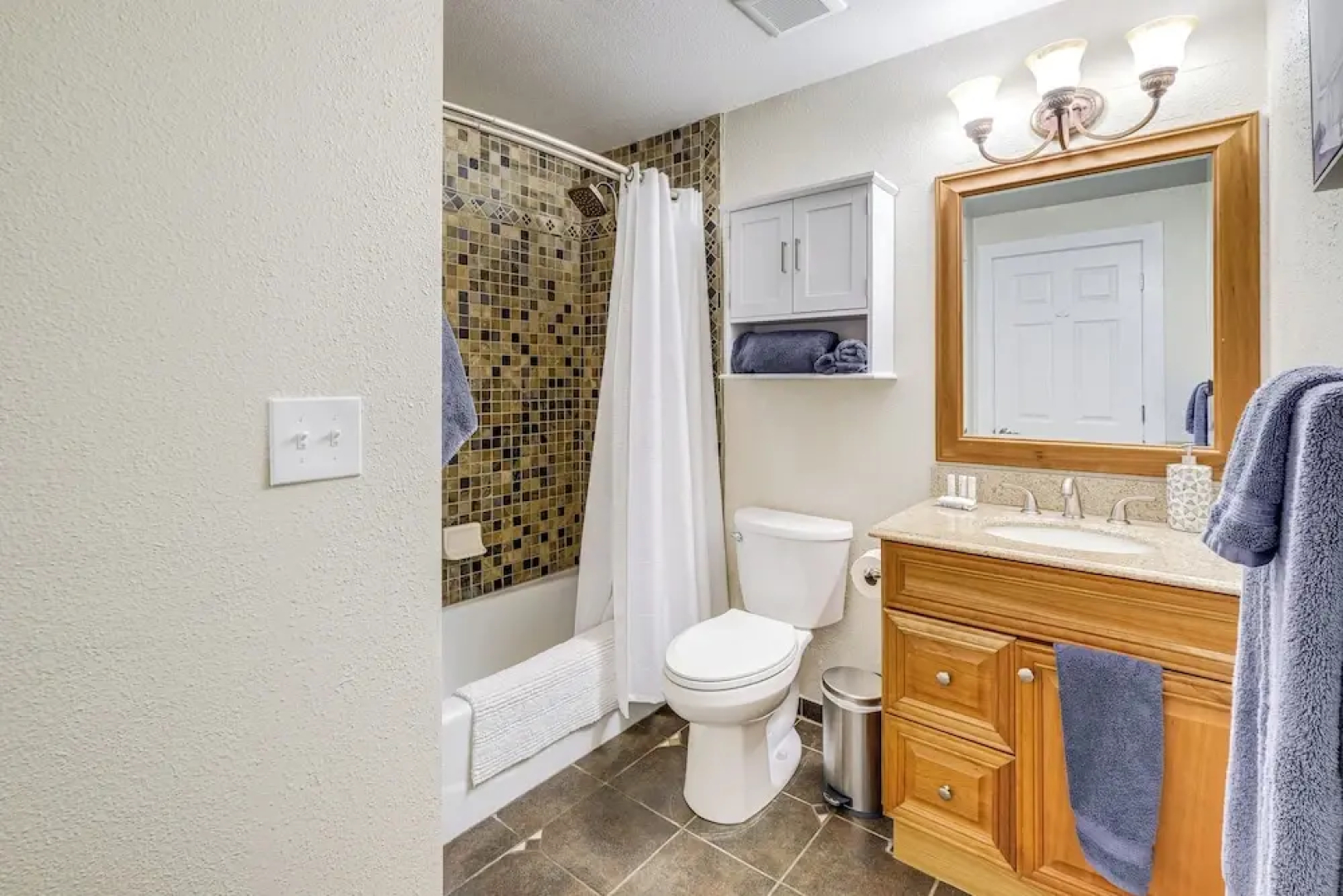 Bremerton Home w/ Fire Pit Near Parks & Museums