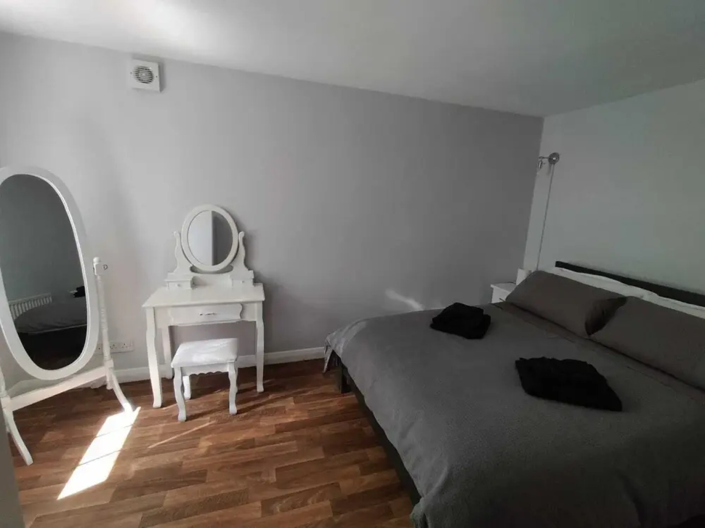 Lovely 2-bed Apartment in Wincanton Somerset