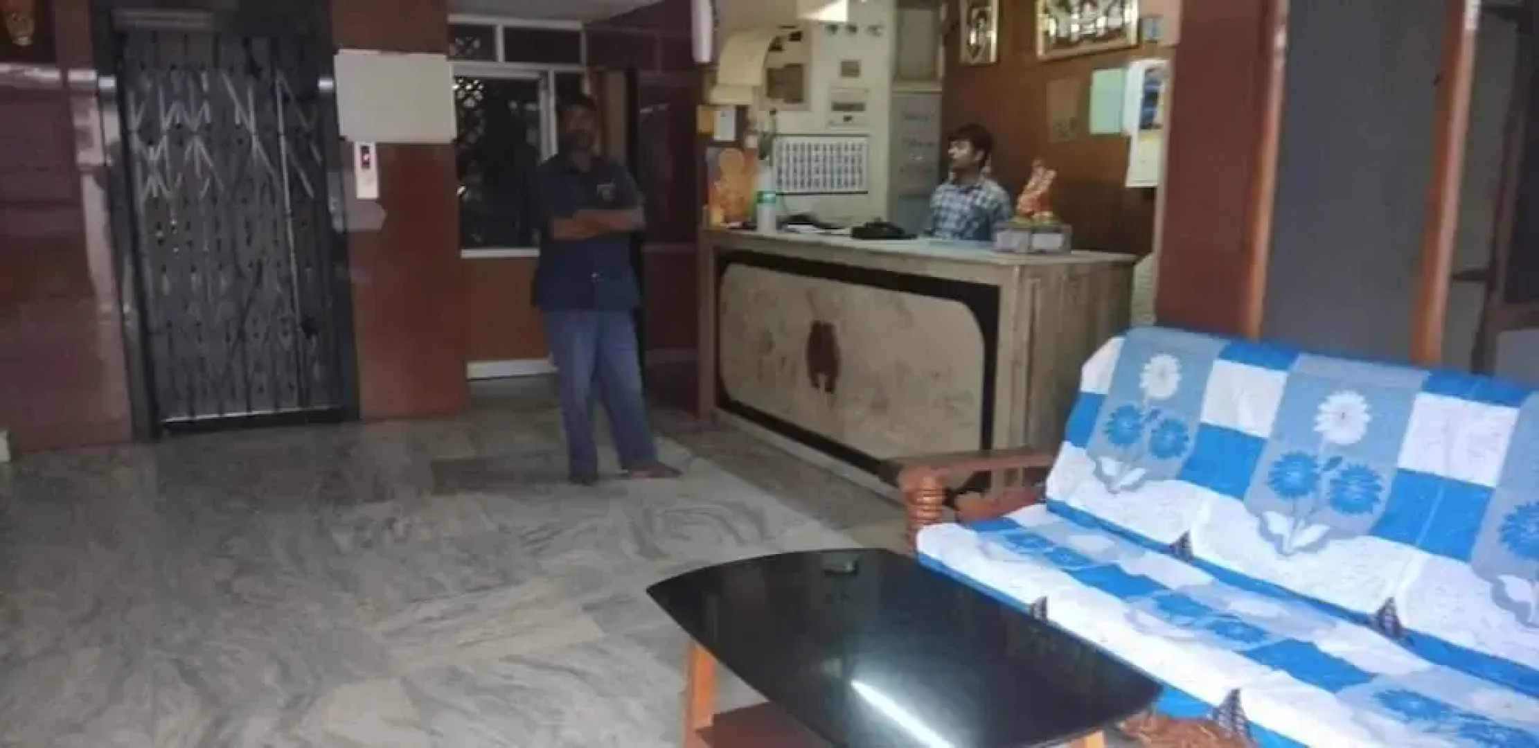 Iroomz Hotel Amaravathi