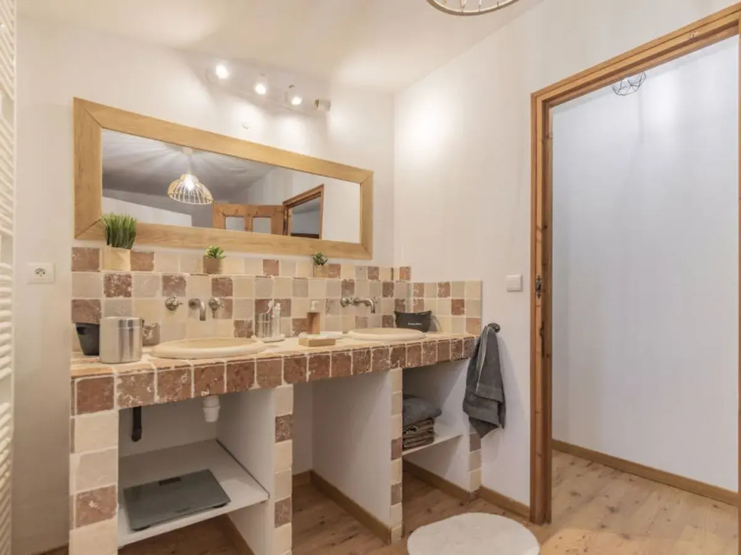 House des Buis Orange