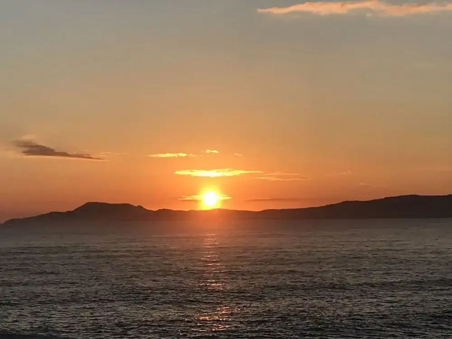 The Snuggly Sheep Shepherd Hut Campview Farm Stay