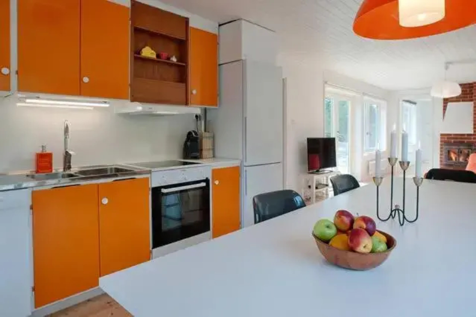 Archipelago-house with pool, boat and bikes