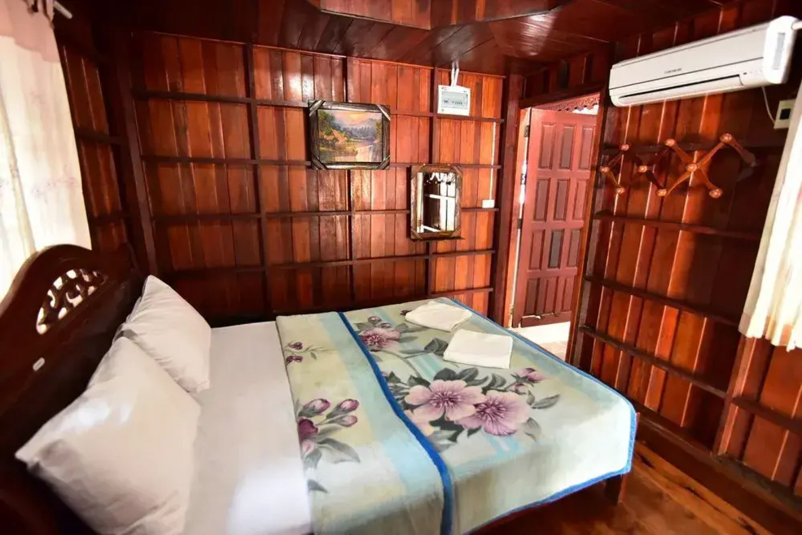 Petch Jed Sao Noi Resort