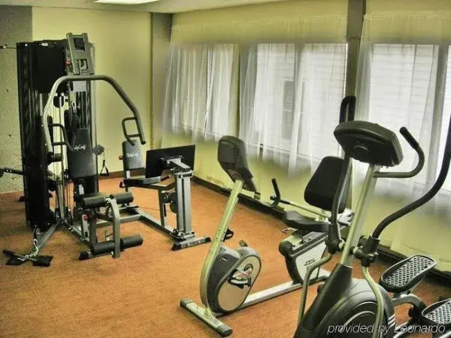 Dartmouth Oceanview Hotel