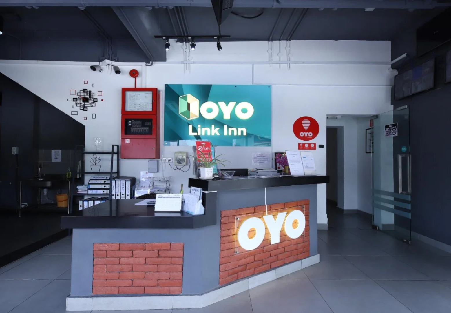 OYO 246 Link Inn (Sanitized Stay)