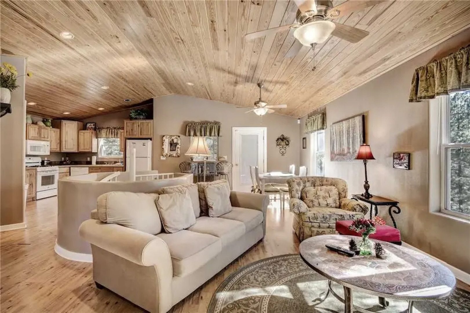 Treetop - Two Bedroom Cabin