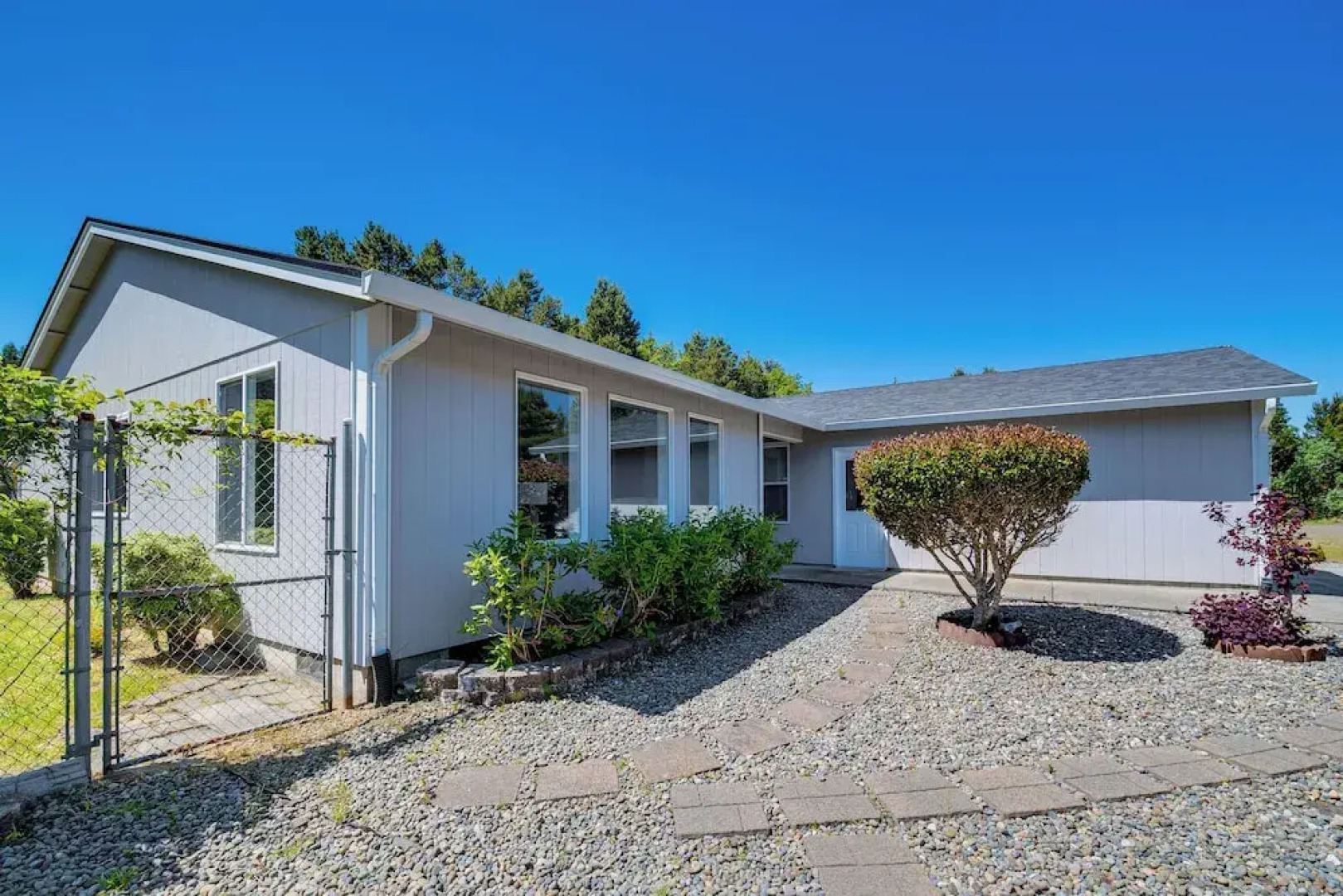 'the Crab Shack' Westport Home Half-mi to Beach!